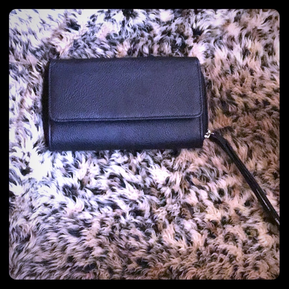 Wallet/wristlet